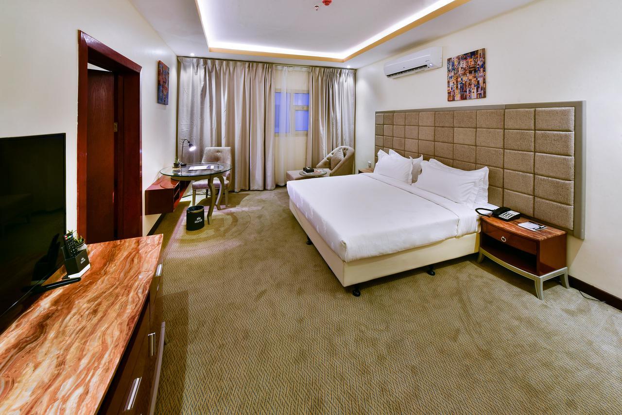 Golden Dune Hotel Turaif Exterior photo