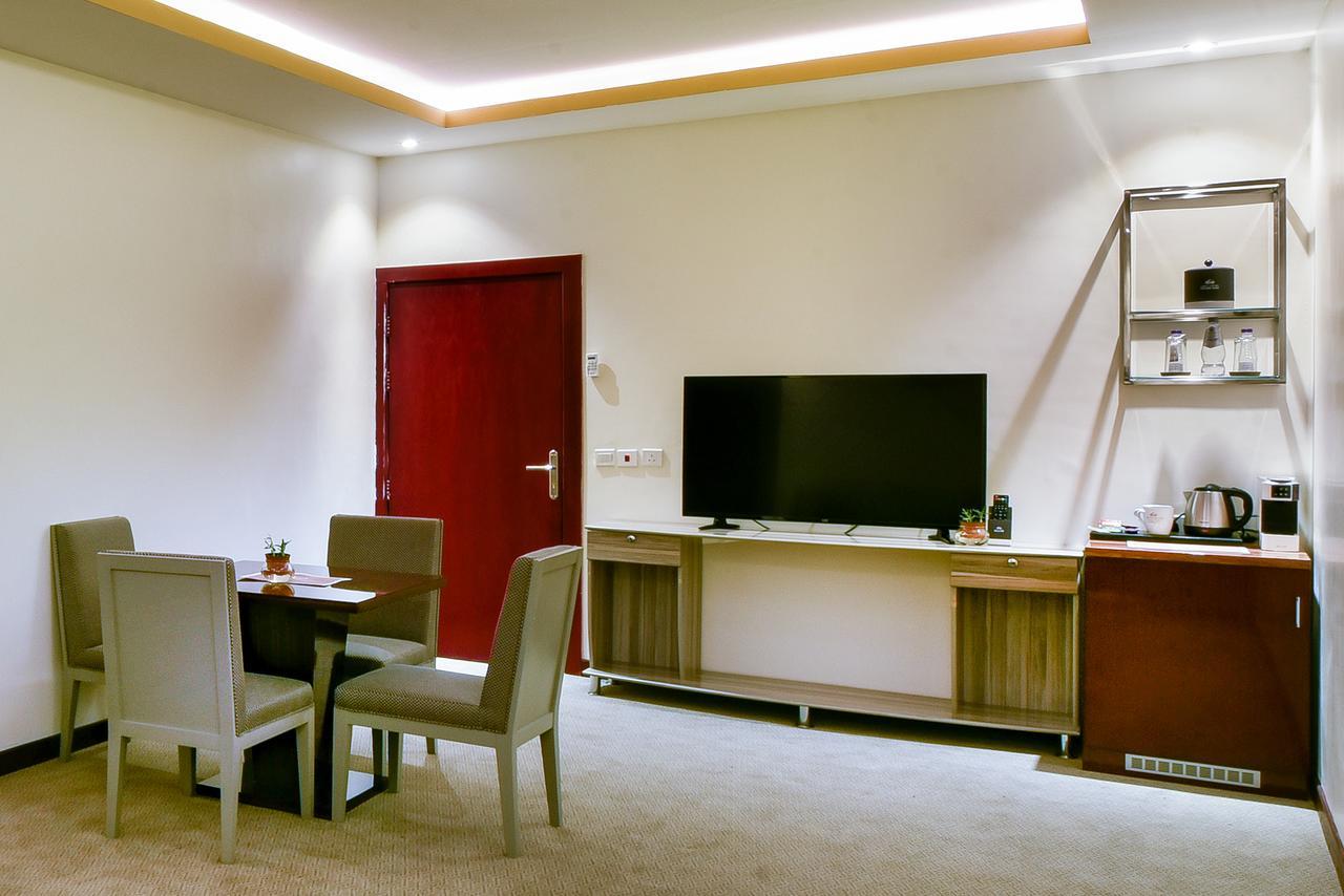 Golden Dune Hotel Turaif Exterior photo